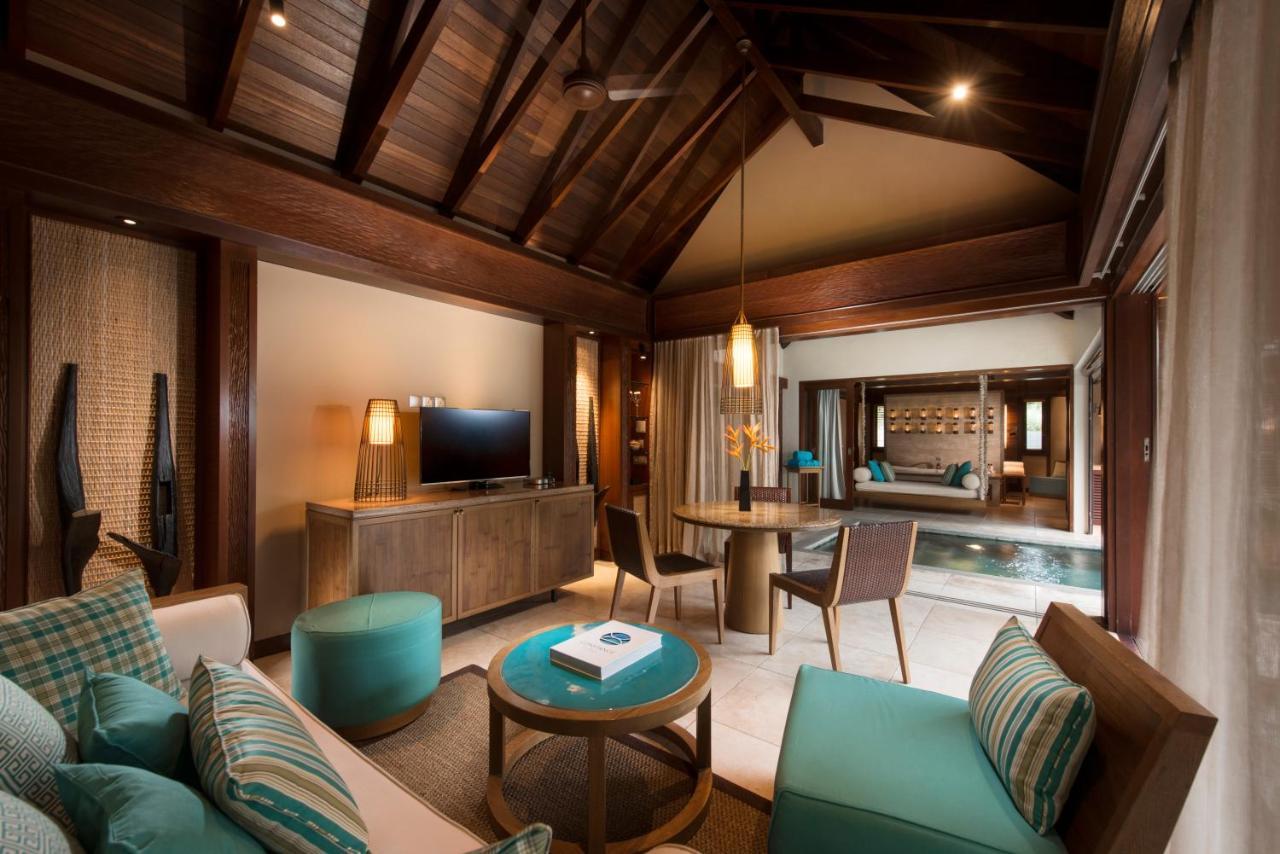 ホテル コンスタンスエペリア ポート・グロード エクステリア 写真 A living room in a villa at the resort